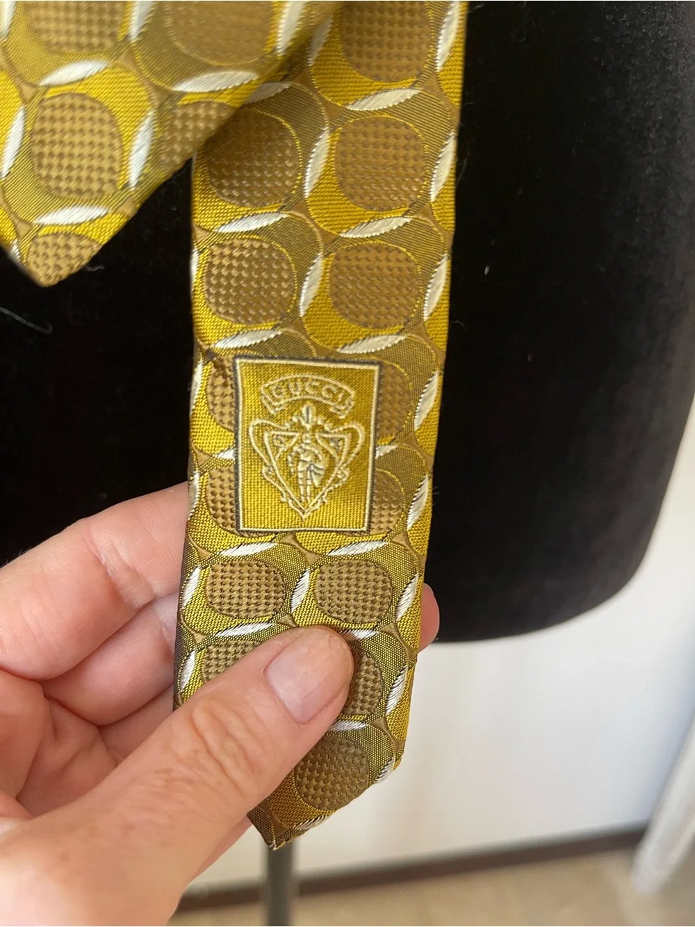 GUCCI Yellow Gold Geometric Silk Tie